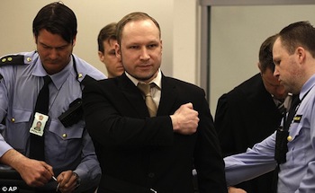 article-0-129E0628000005DC-887_634x390