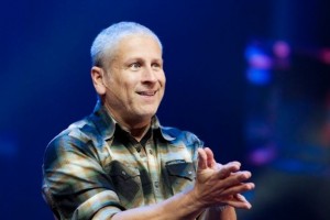 louie-giglio